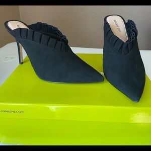 Gianni Bini Carlisa black suede heels brand new.